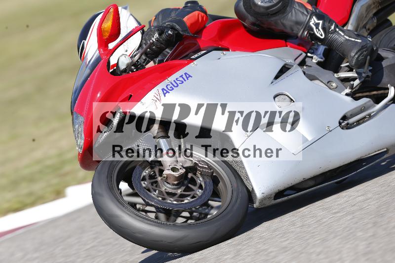 /Archiv-2025/49 26.08.2025 Cornu Master School ADR/rot-rouge/40